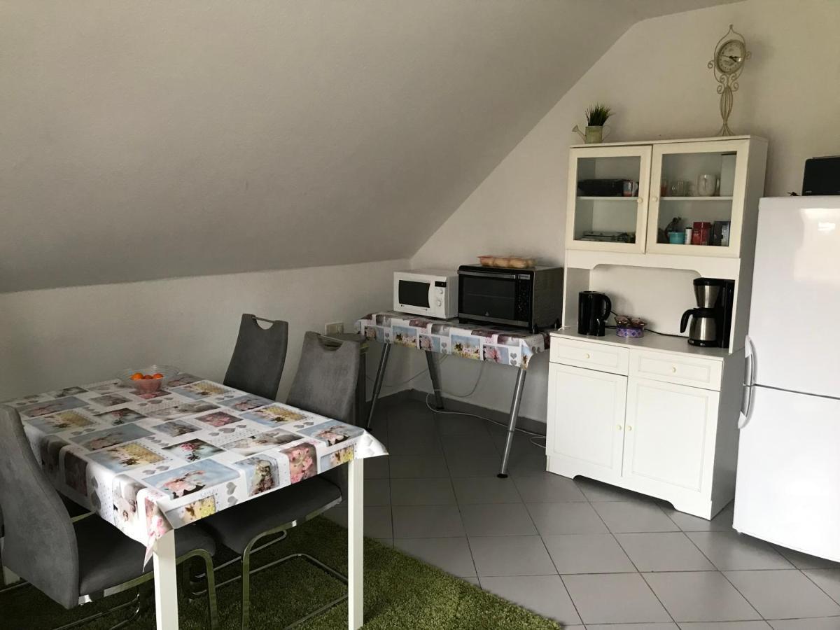Zum Hoambarg, Kitchen, Balcony, Bathroom Uelsen Εξωτερικό φωτογραφία